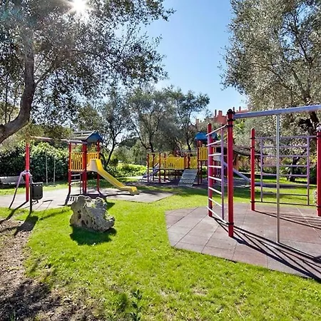 Alicate & Luxury Monteros Marbellac