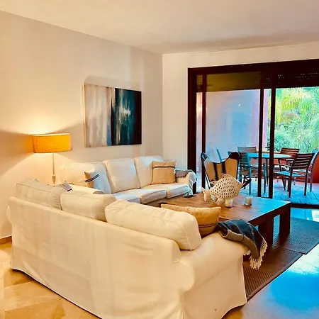 Alicate & Luxury Monteros