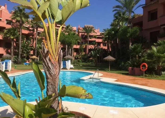 Alicate & Luxury Monteros Marbellac