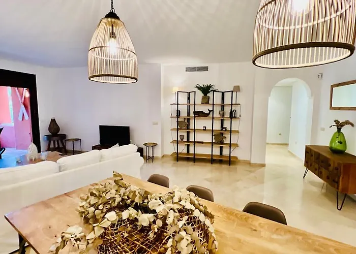 Alicate & Luxury Monteros Marbellac